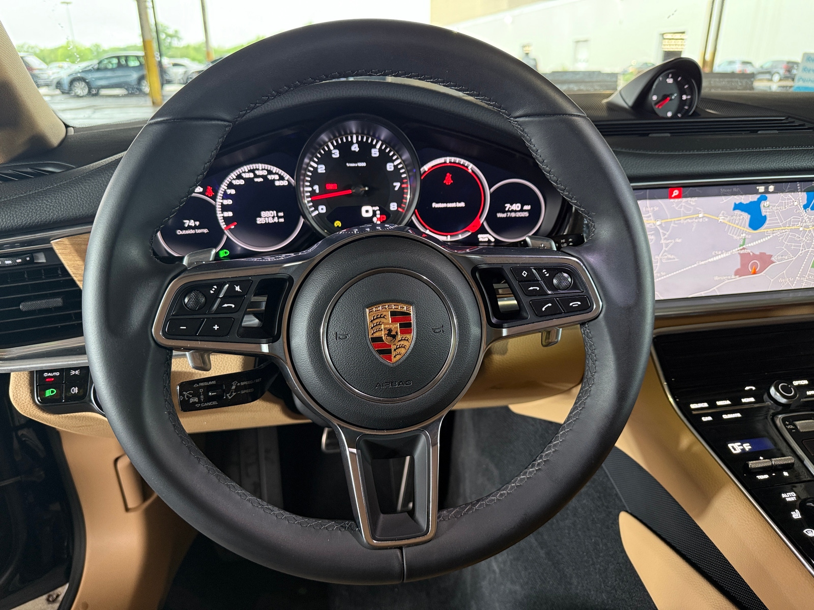Thumbnail: 2018 Porsche Panamera - 4