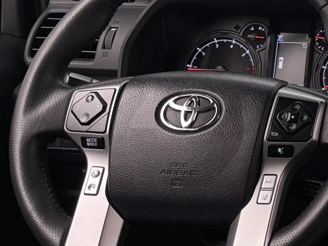 Thumbnail: 2022 Toyota 4Runner - 5