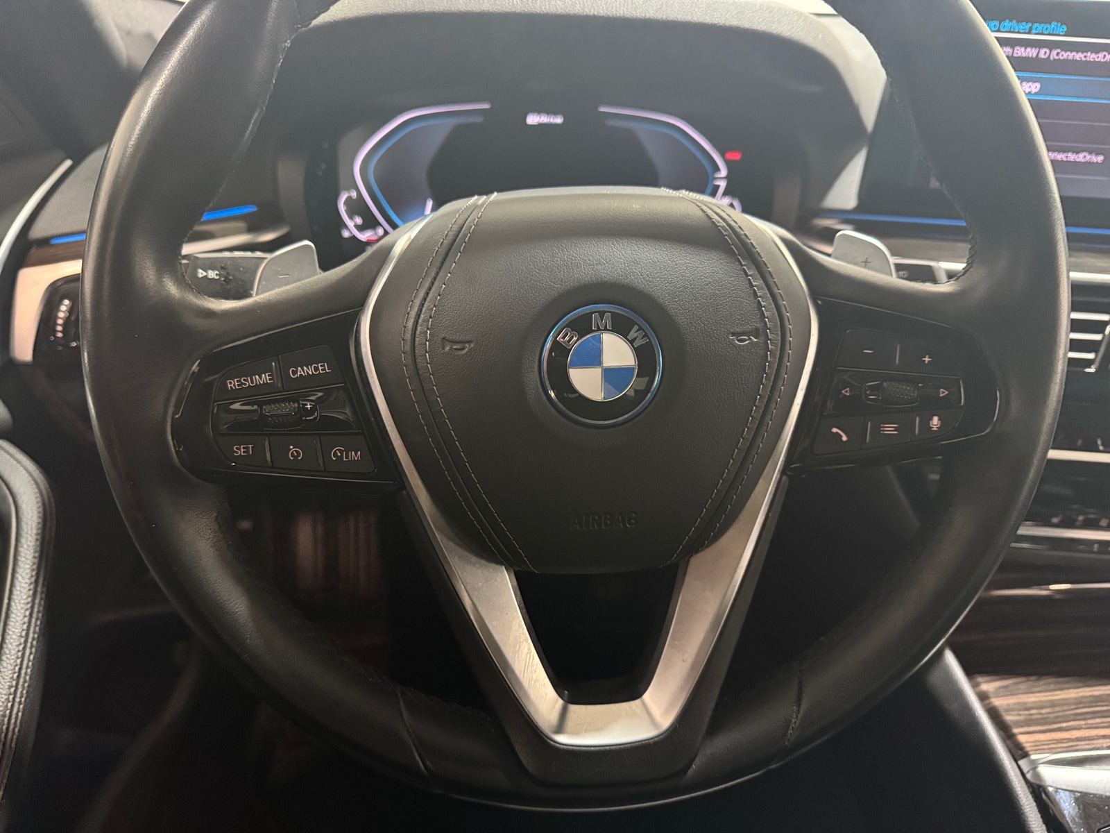 Thumbnail: 2022 BMW 5 Series - 4
