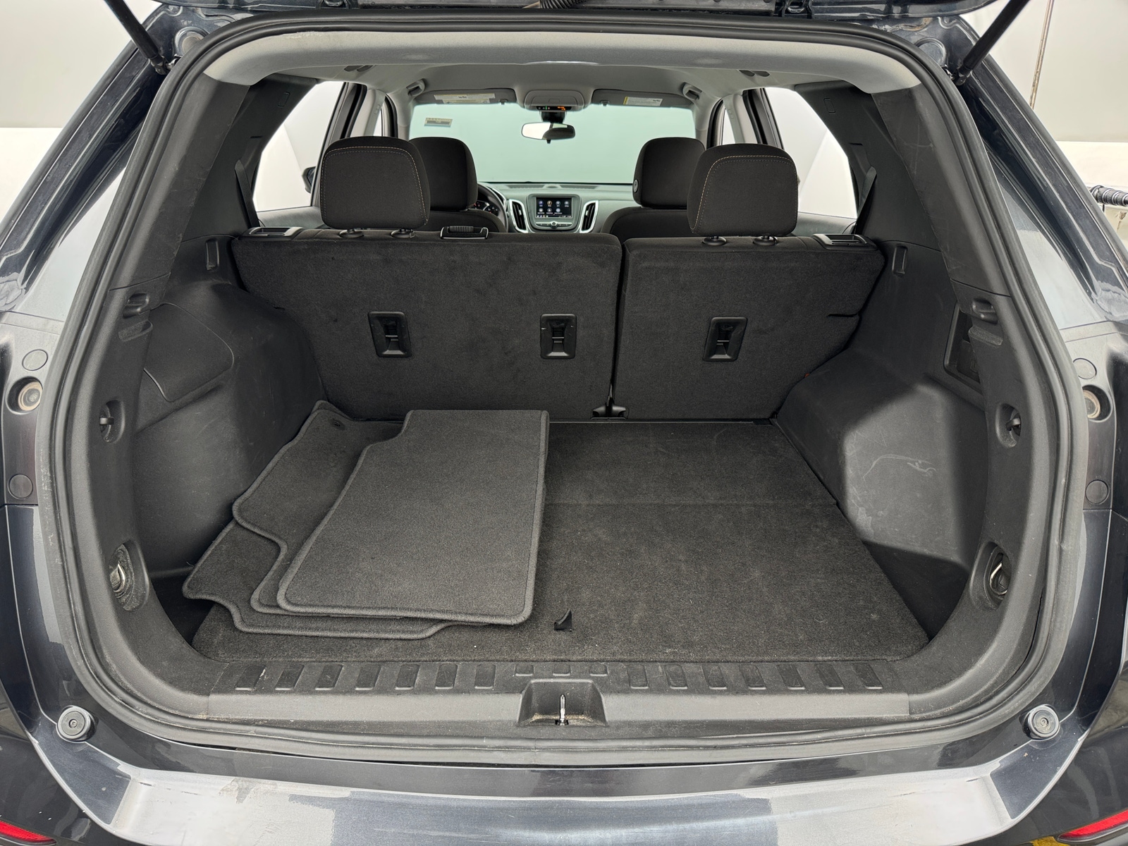 Thumbnail: 2023 Chevrolet Equinox - 7