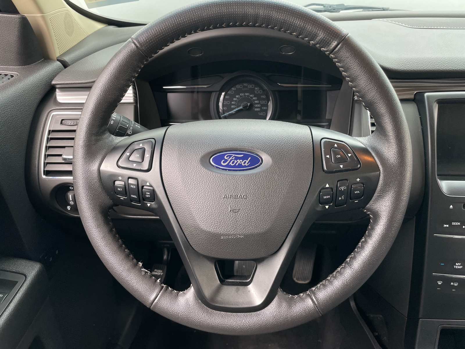 Thumbnail: 2019 Ford Flex - 4