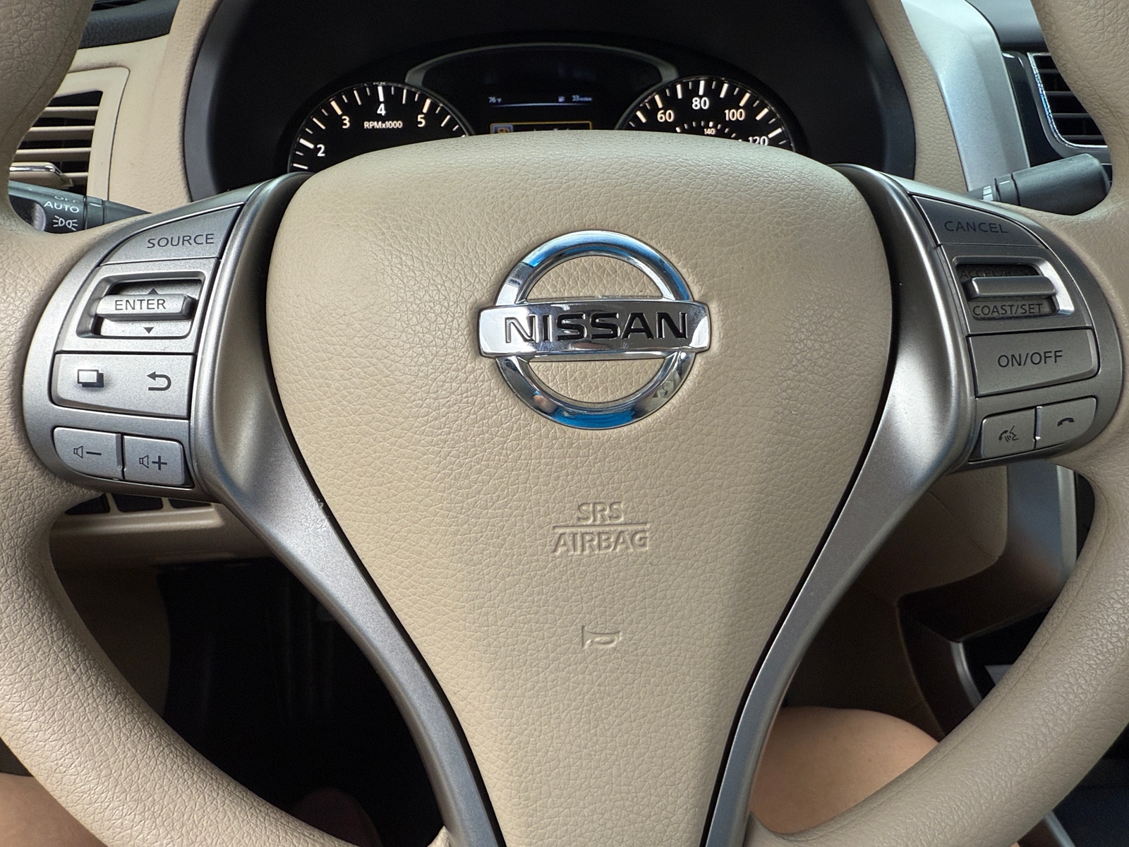 Thumbnail: 2015 Nissan Altima - 5