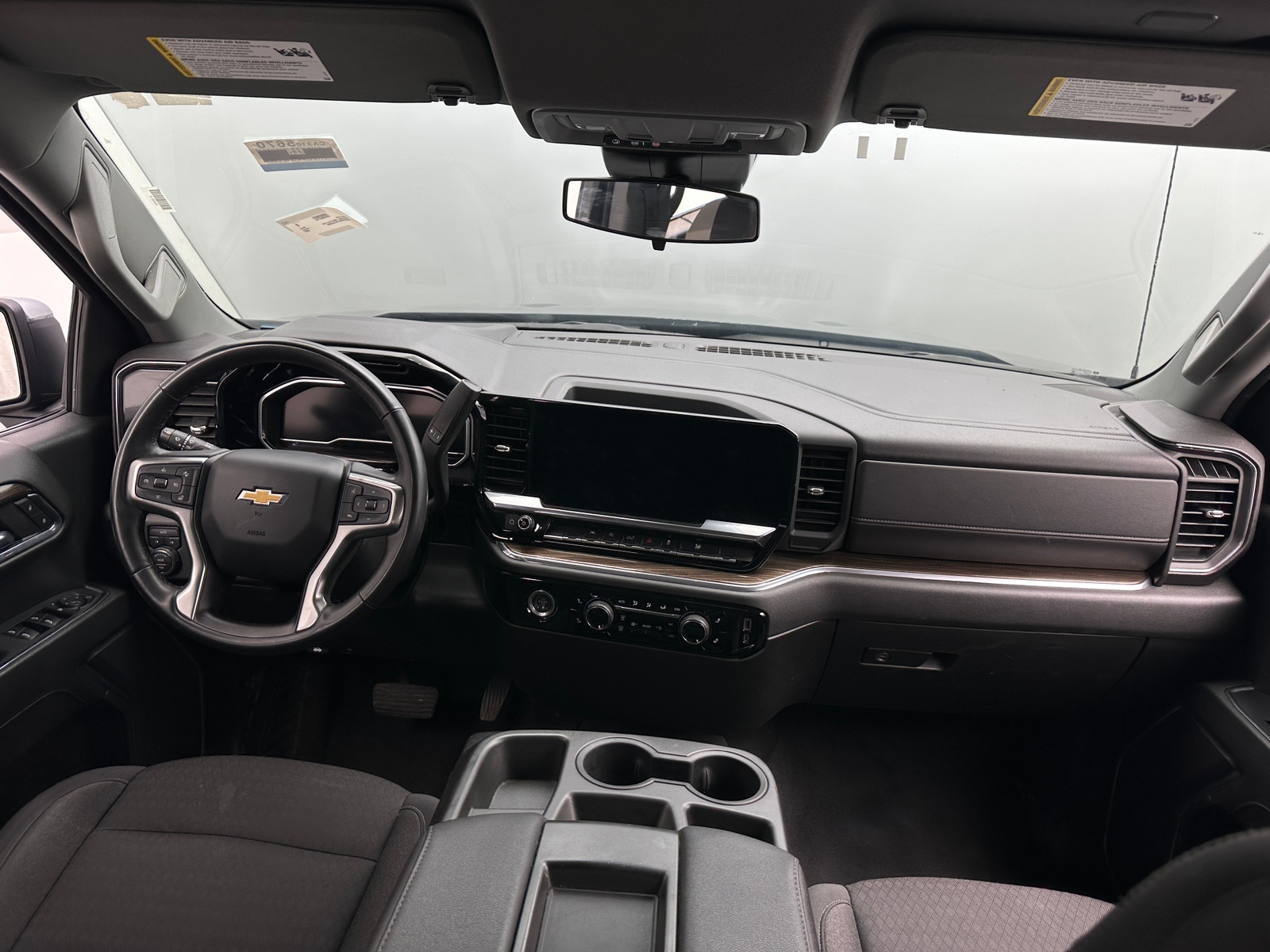 Thumbnail: 2023 Chevrolet Silverado 1500 - 3