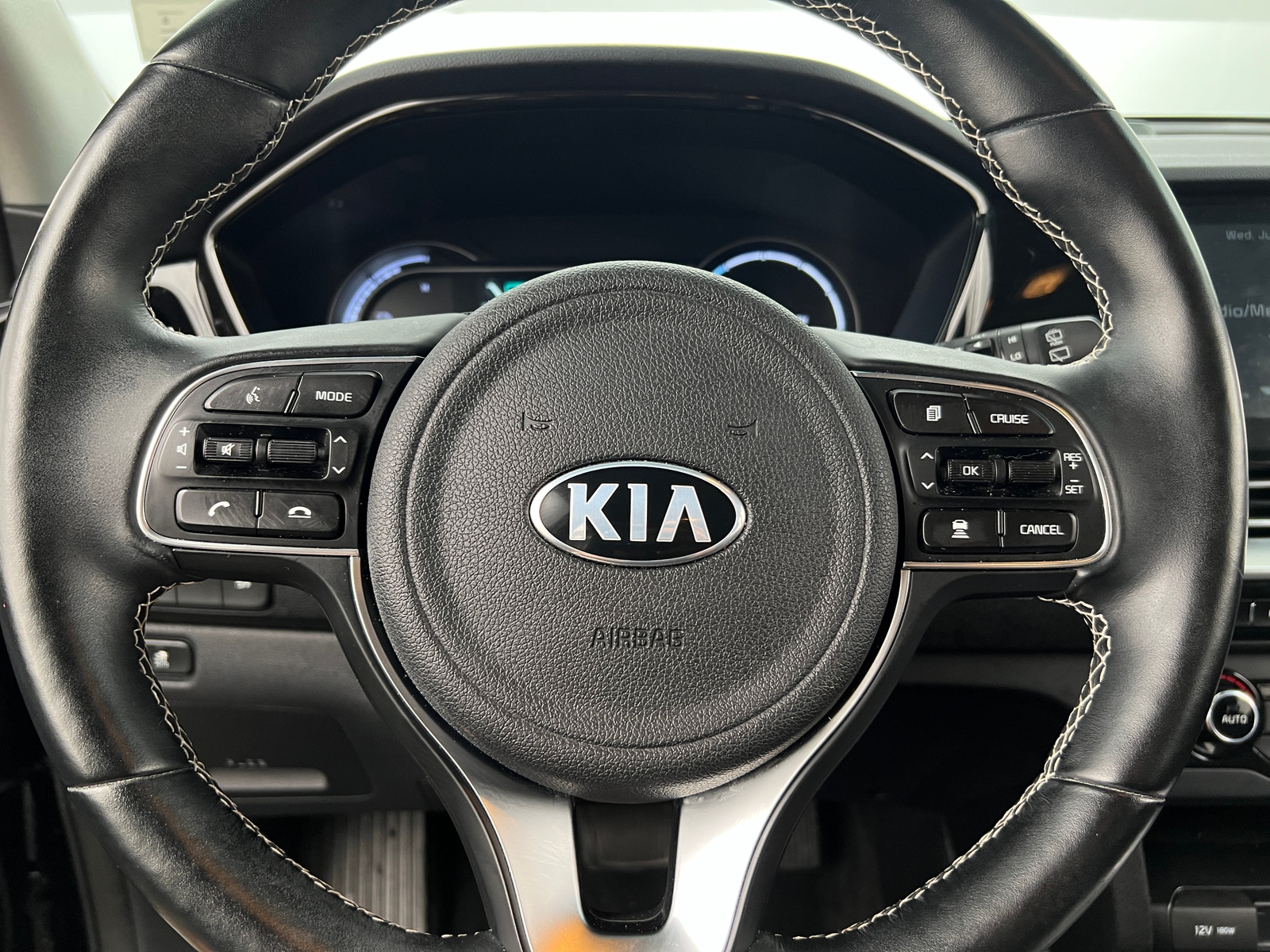 Thumbnail: 2020 Kia Niro - 5