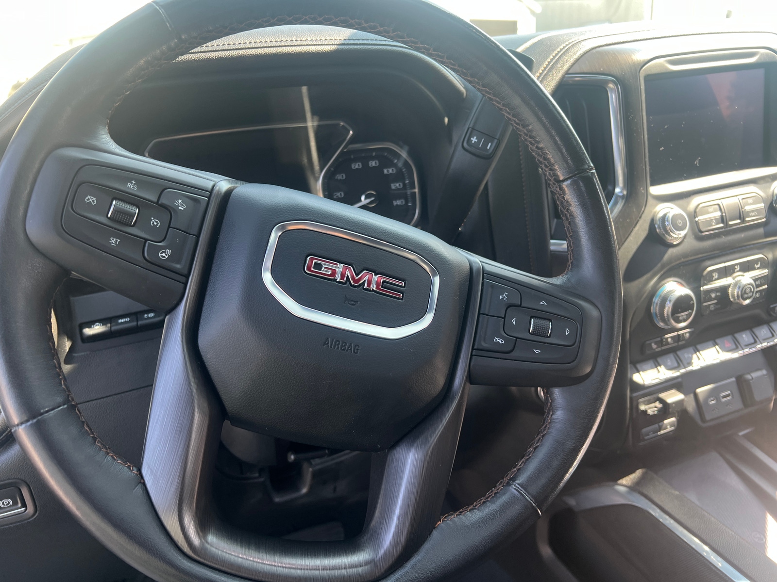 Thumbnail: 2021 GMC Sierra 2500 - 4