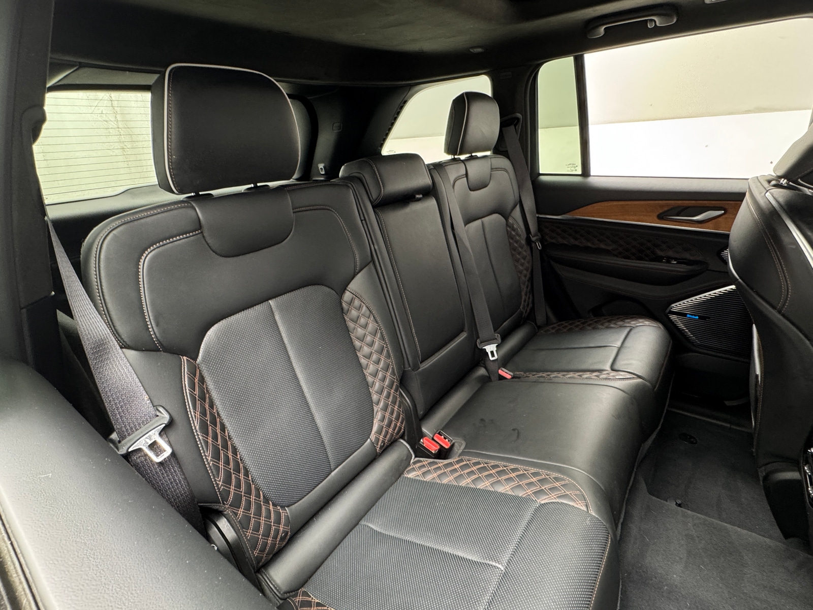 Thumbnail: 2022 Jeep Grand Cherokee - 5