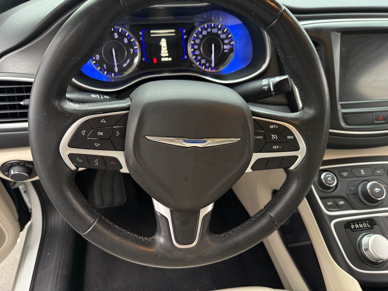Thumbnail: 2016 Chrysler 200 - 4
