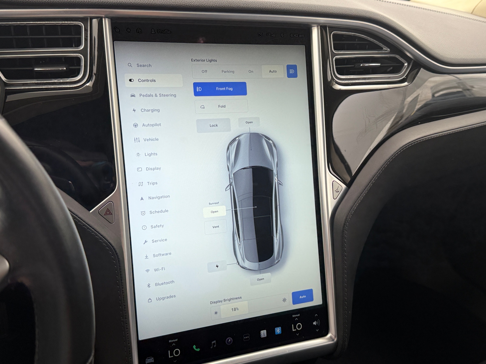 Thumbnail: 2014 Tesla Model S - 3