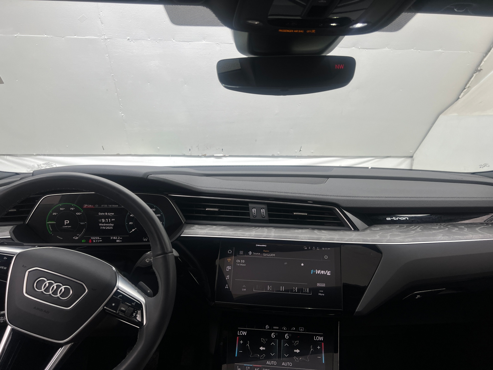 Thumbnail: 2024 Audi Q8 e-tron - 2