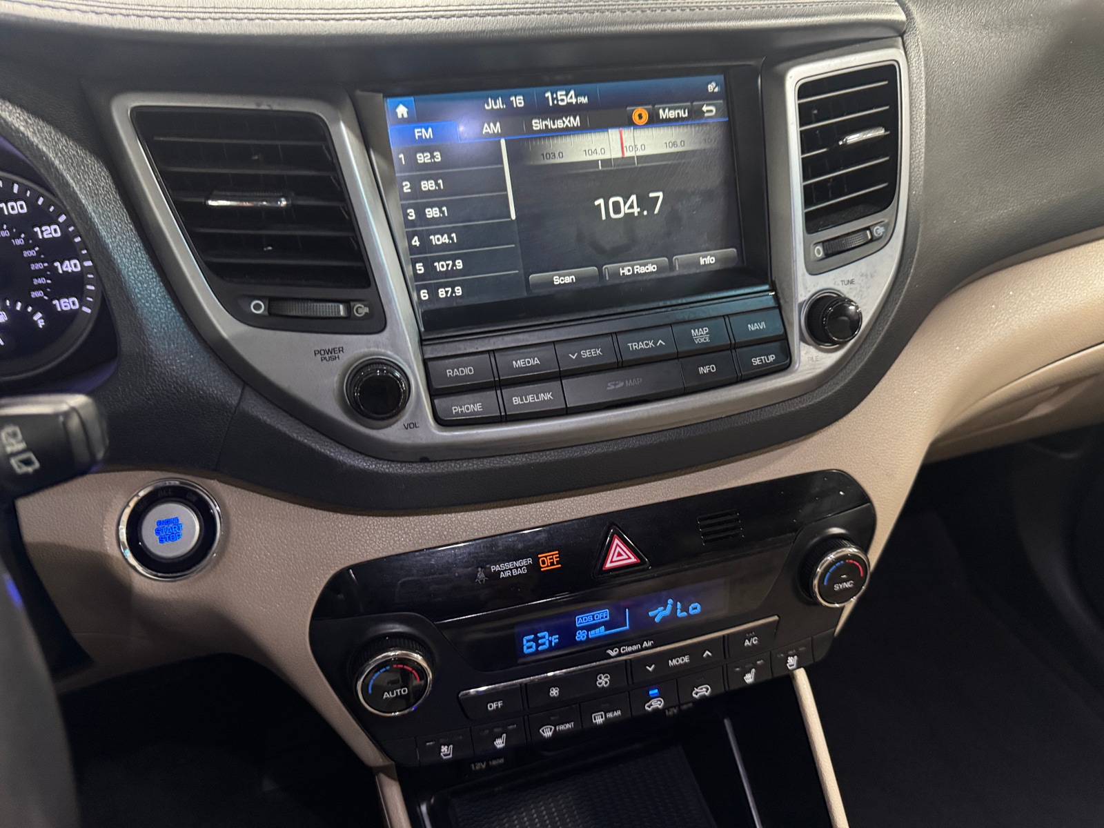 Thumbnail: 2017 Hyundai Tucson - 3
