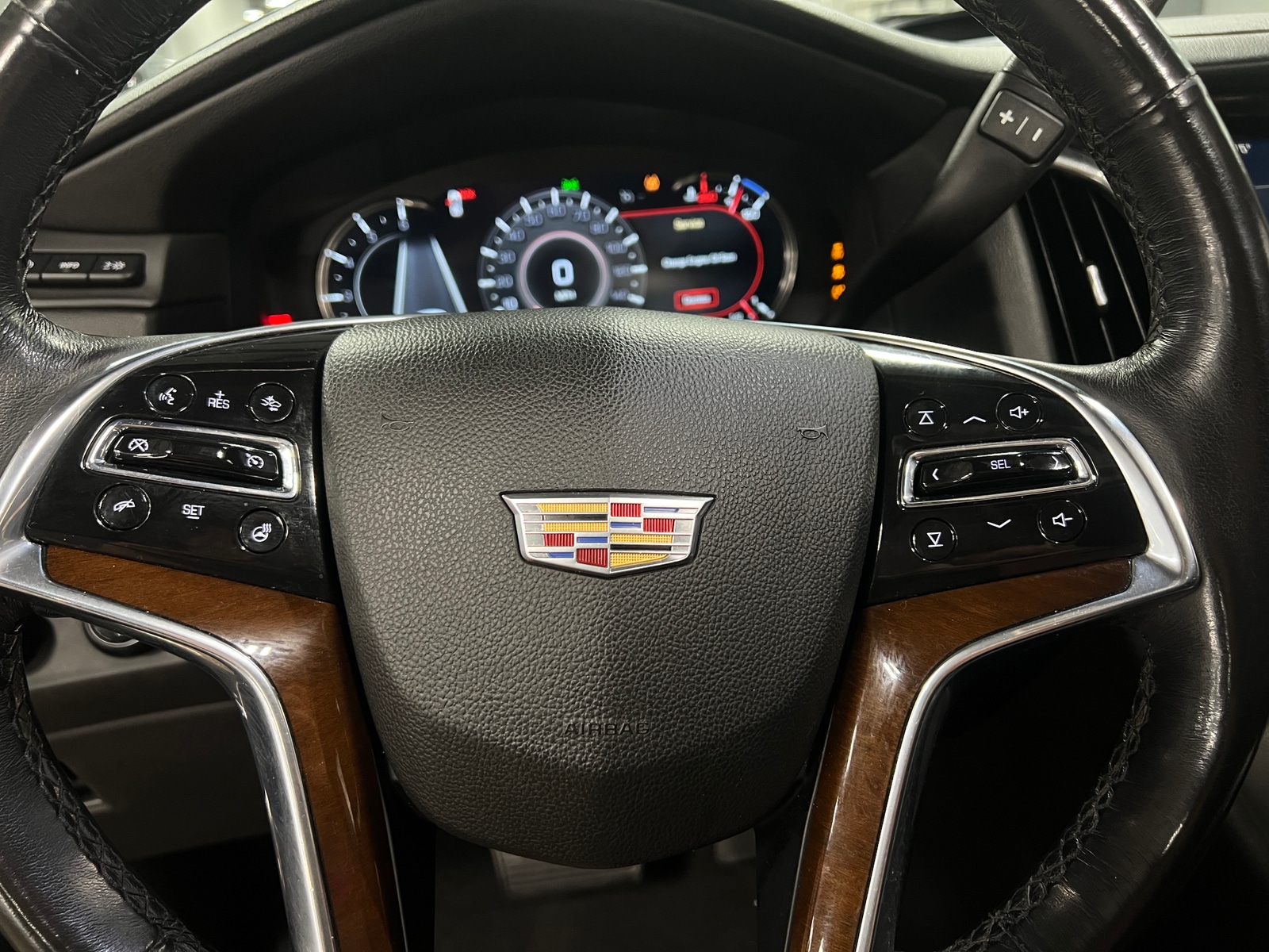 Thumbnail: 2020 Cadillac Escalade - 4