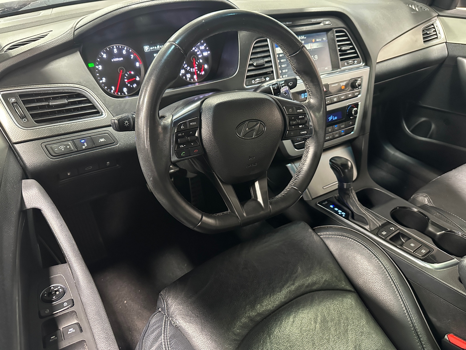 Thumbnail: 2015 Hyundai Sonata - 2