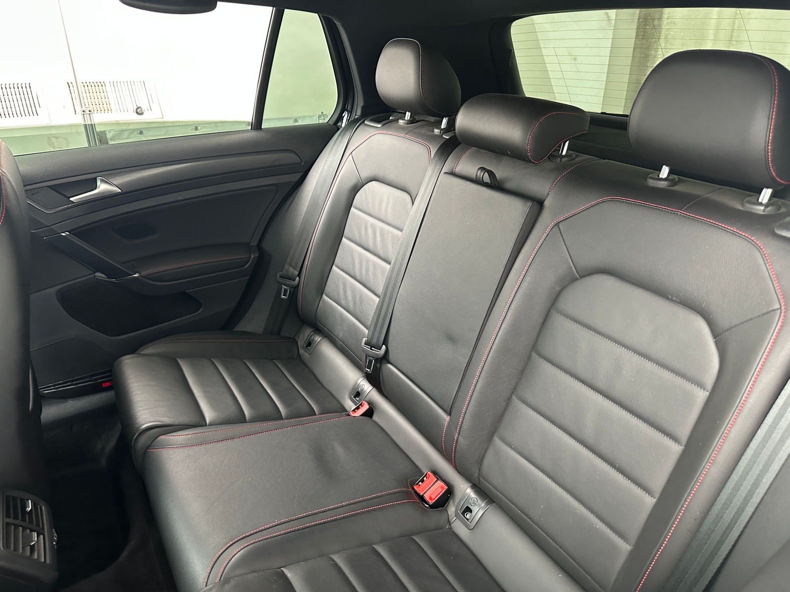 Thumbnail: 2019 Volkswagen Golf - 5
