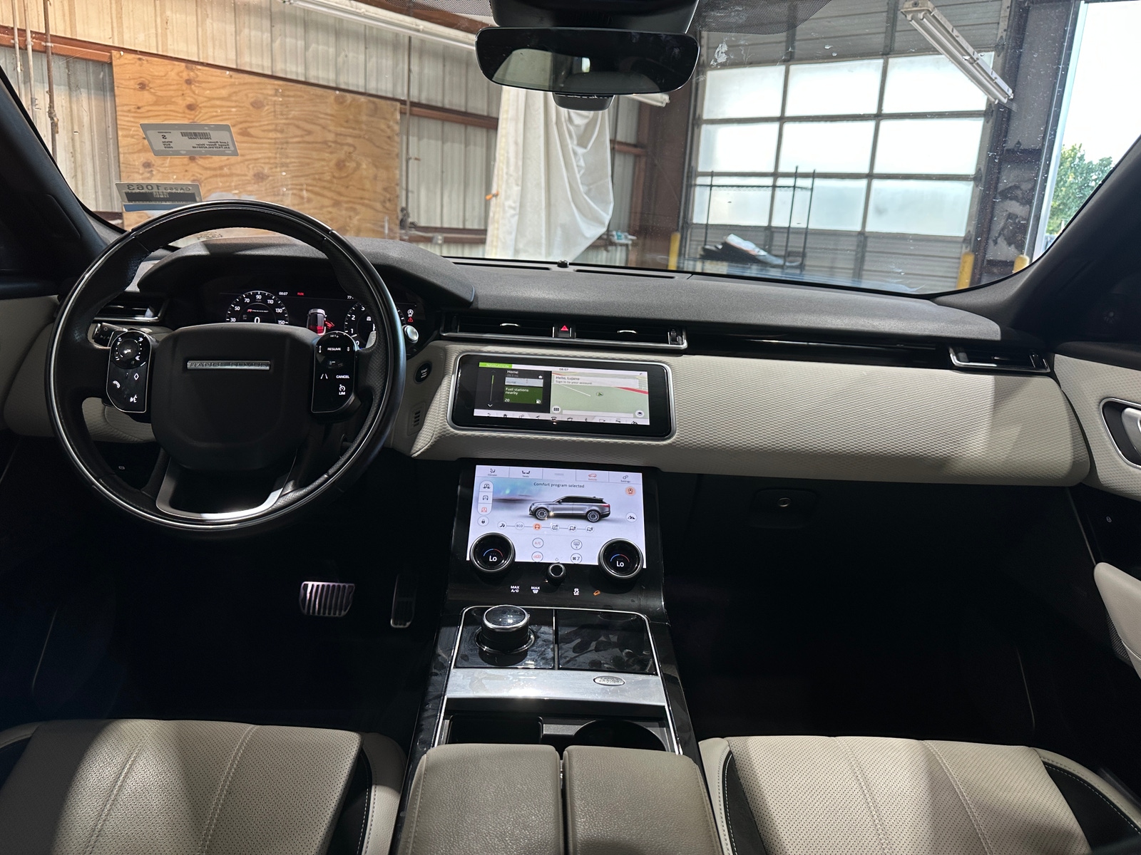 Thumbnail: 2020 Land Rover Range Rover Velar - 2