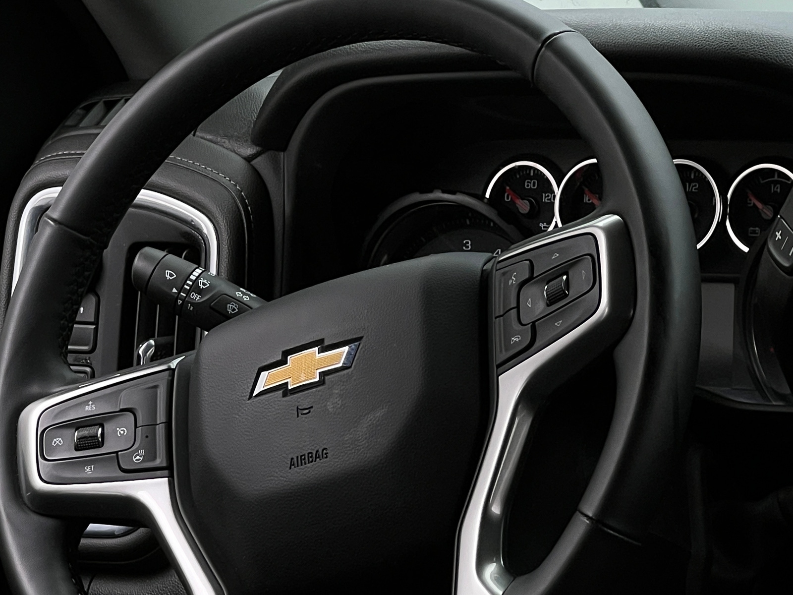 Thumbnail: 2023 Chevrolet Silverado 2500 - 5