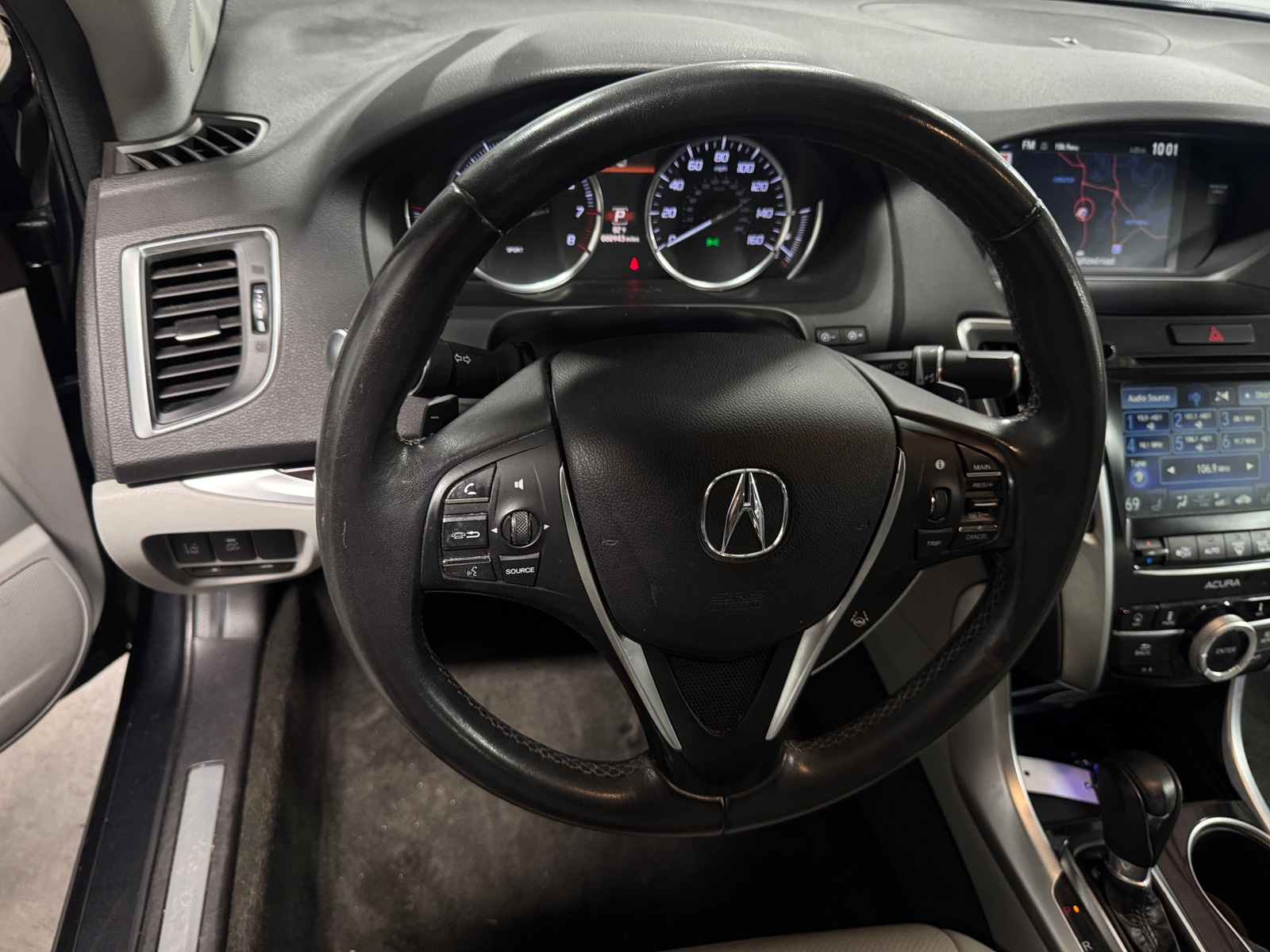 Thumbnail: 2015 Acura TLX - 4