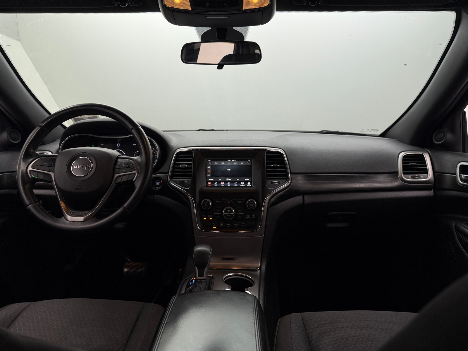 Thumbnail: 2019 Jeep Grand Cherokee - 3