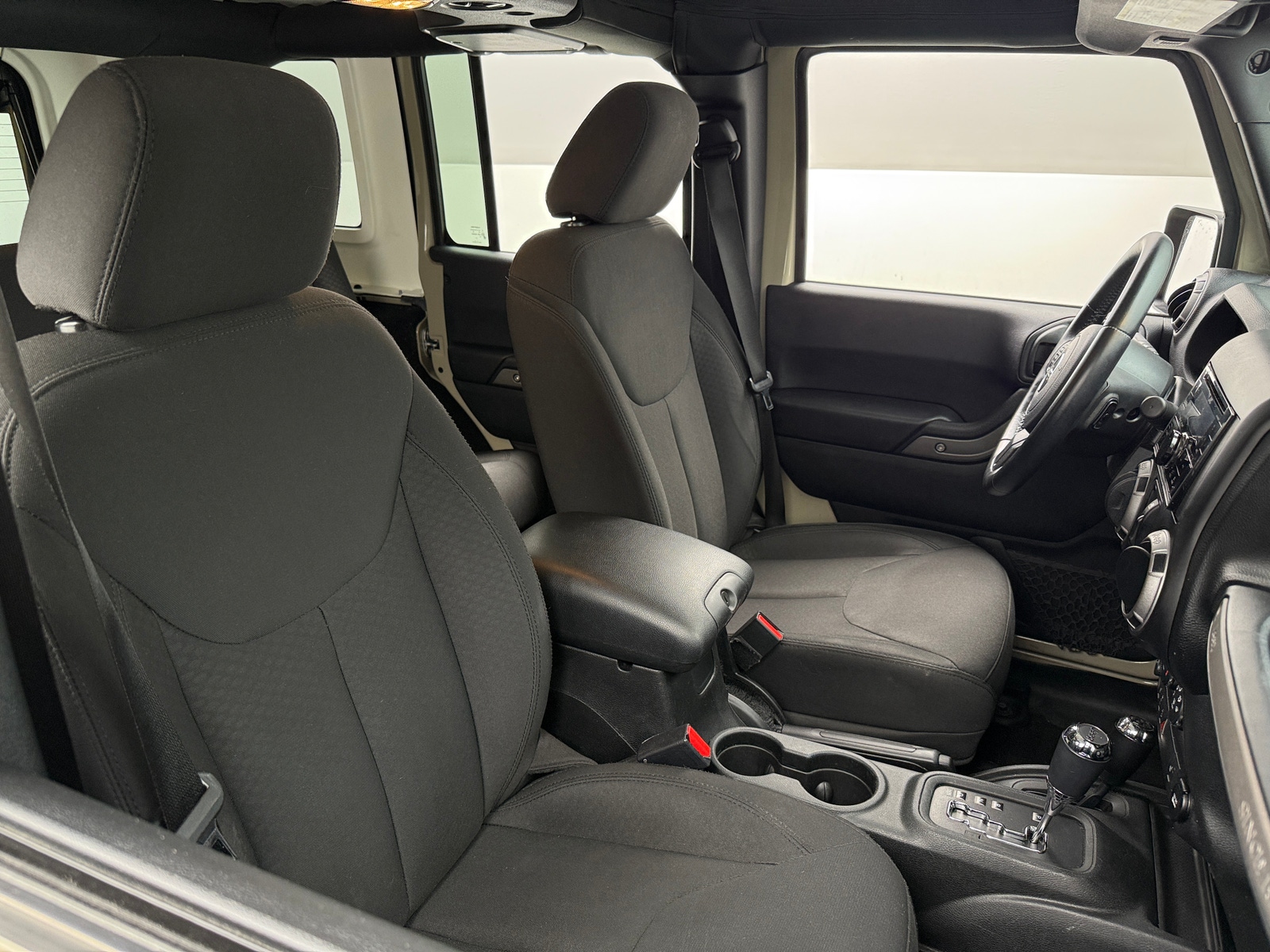 Thumbnail: 2017 Jeep Wrangler - 2