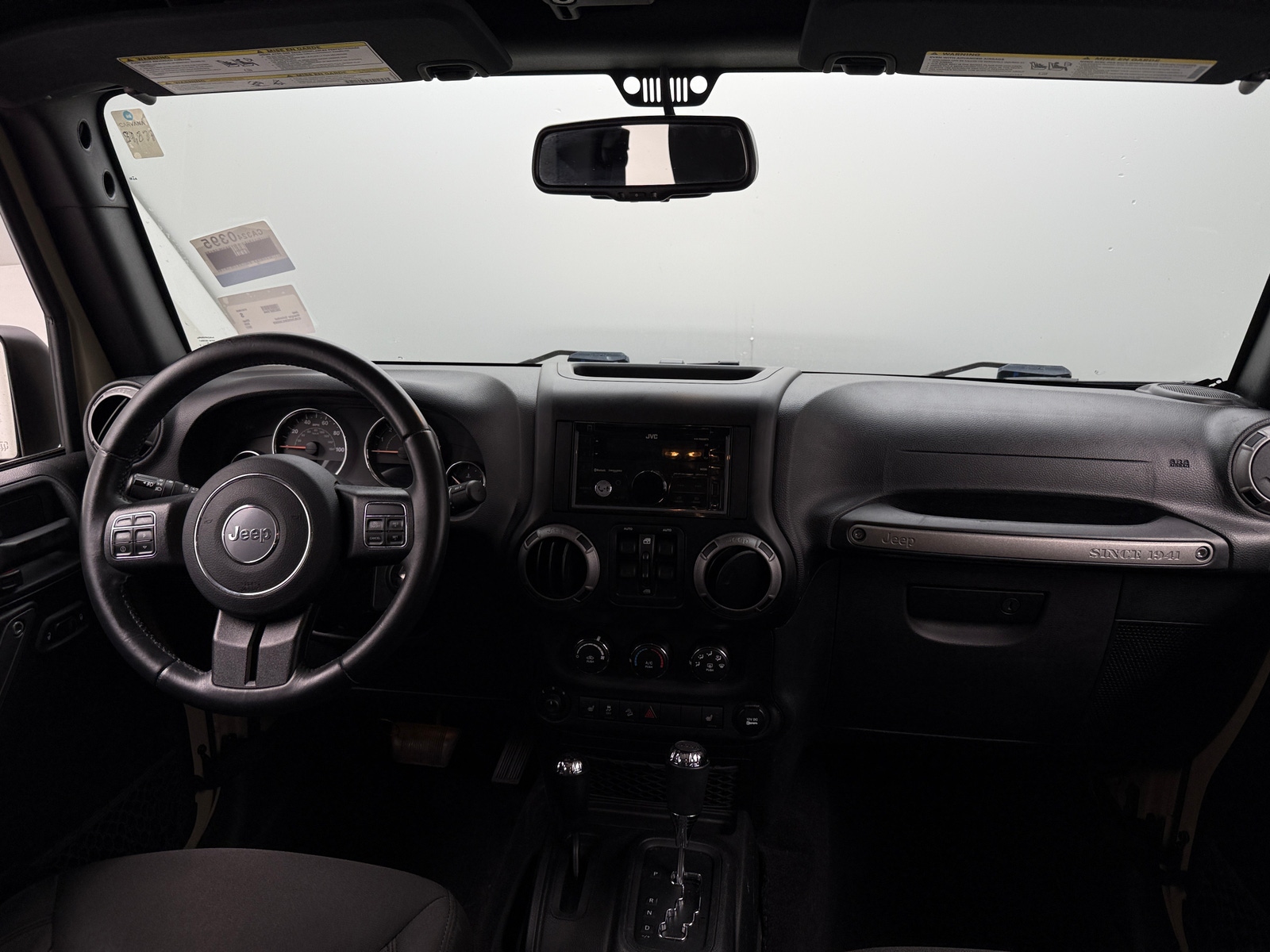 Thumbnail: 2017 Jeep Wrangler - 3