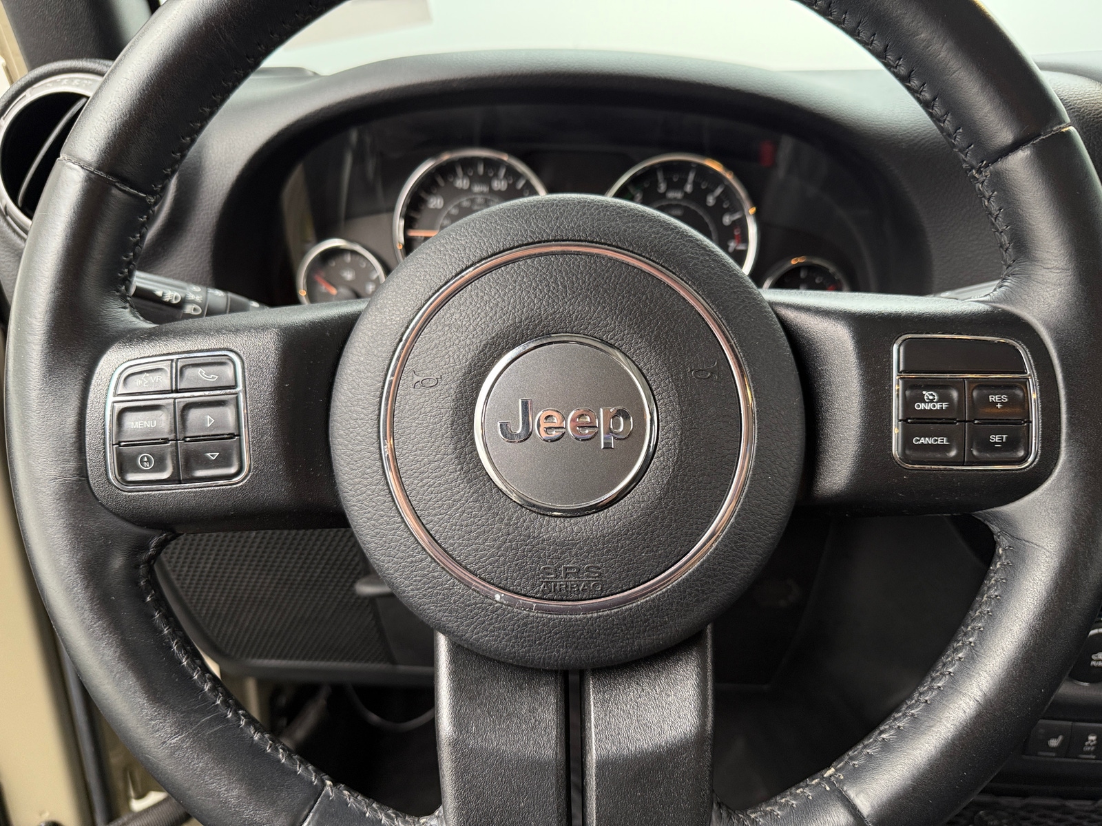 Thumbnail: 2017 Jeep Wrangler - 5
