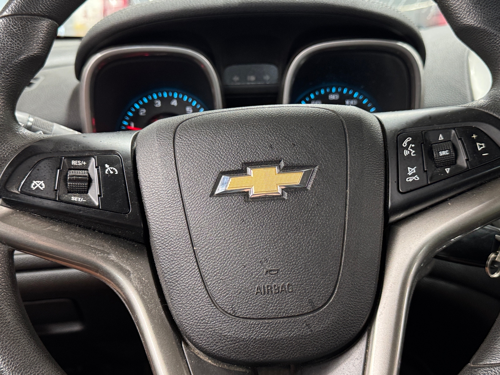 Thumbnail: 2016 Chevrolet Malibu - 5