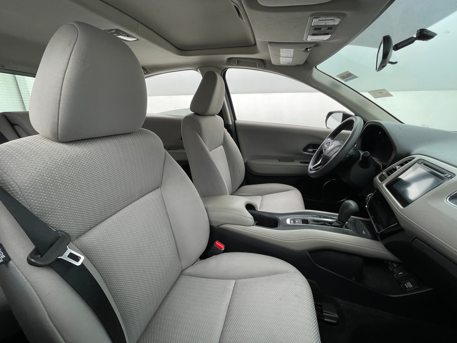 Thumbnail: 2016 Honda HR-V - 2