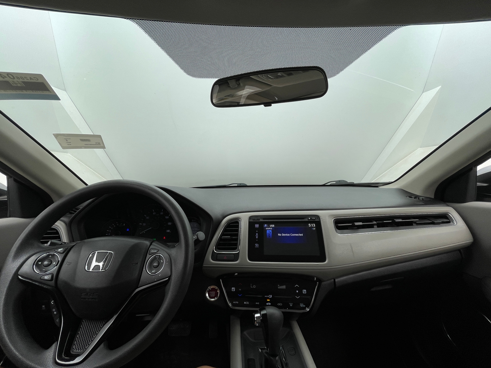 Thumbnail: 2016 Honda HR-V - 3