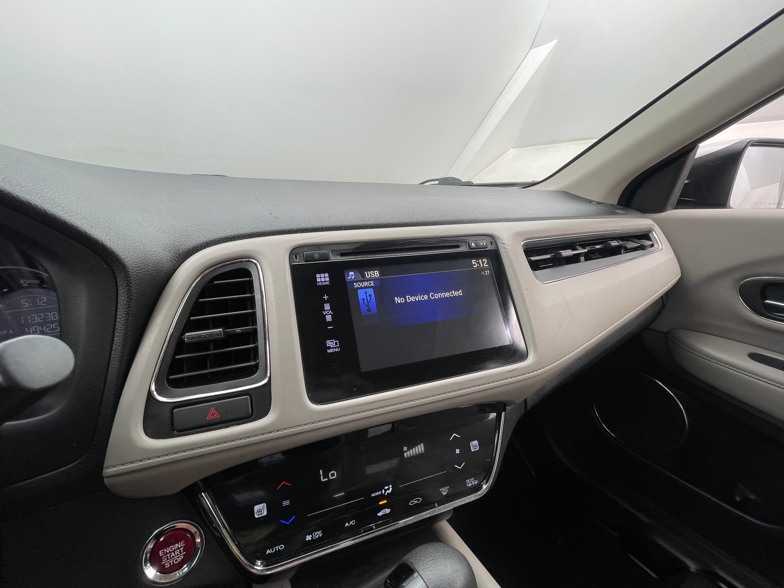 Thumbnail: 2016 Honda HR-V - 4