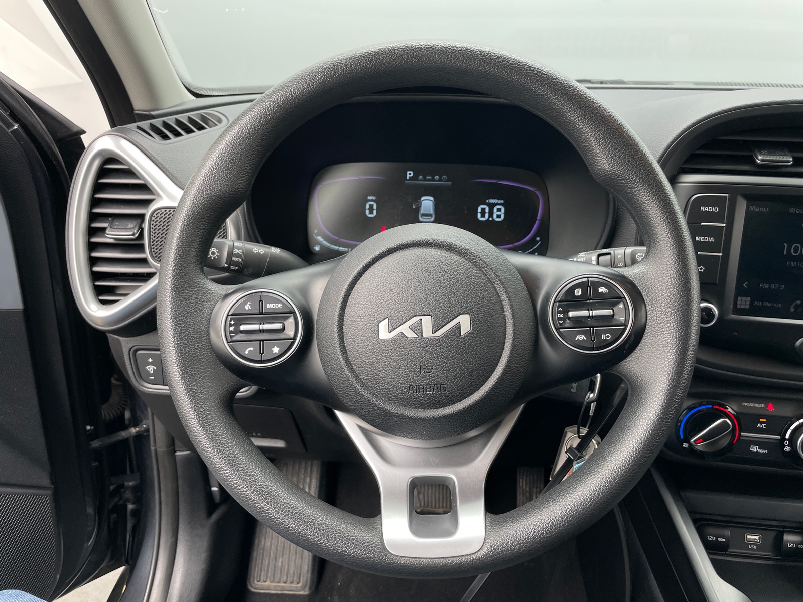 Thumbnail: 2023 Kia Soul - 5