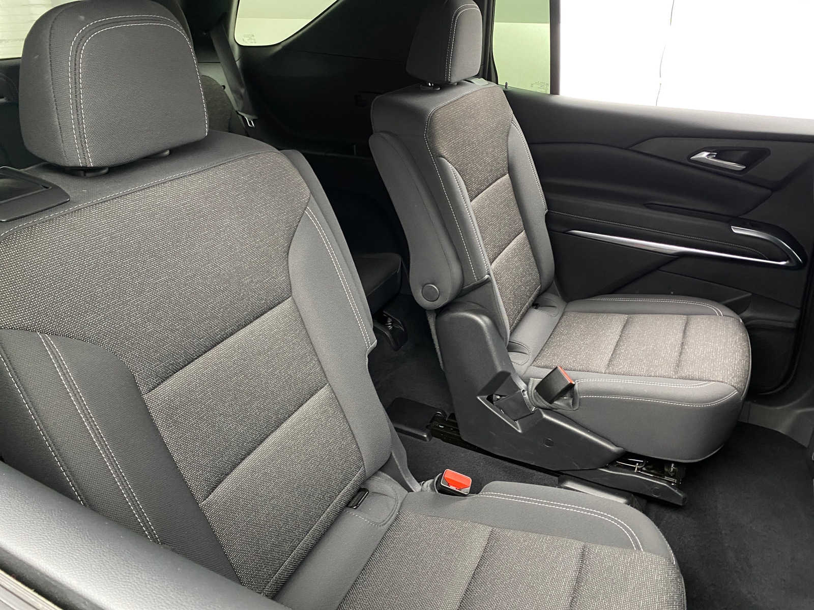 Thumbnail: 2025 Chevrolet Traverse - 6