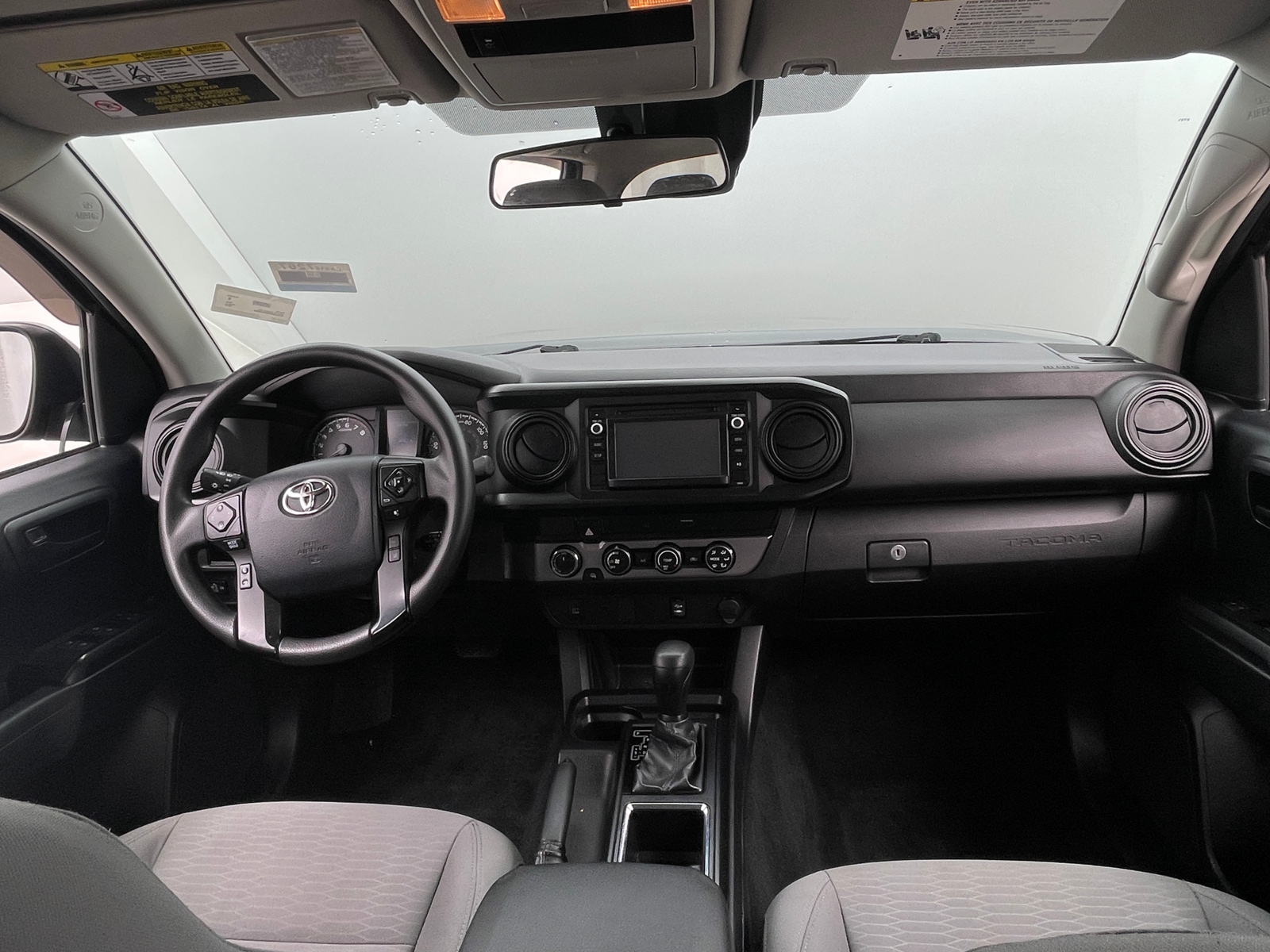 Thumbnail: 2019 Toyota Tacoma - 3