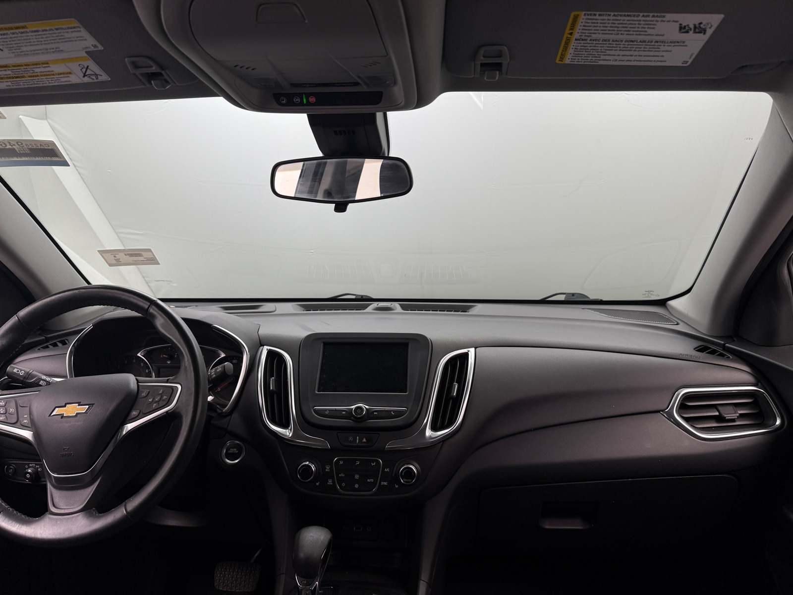 Thumbnail: 2022 Chevrolet Equinox - 3
