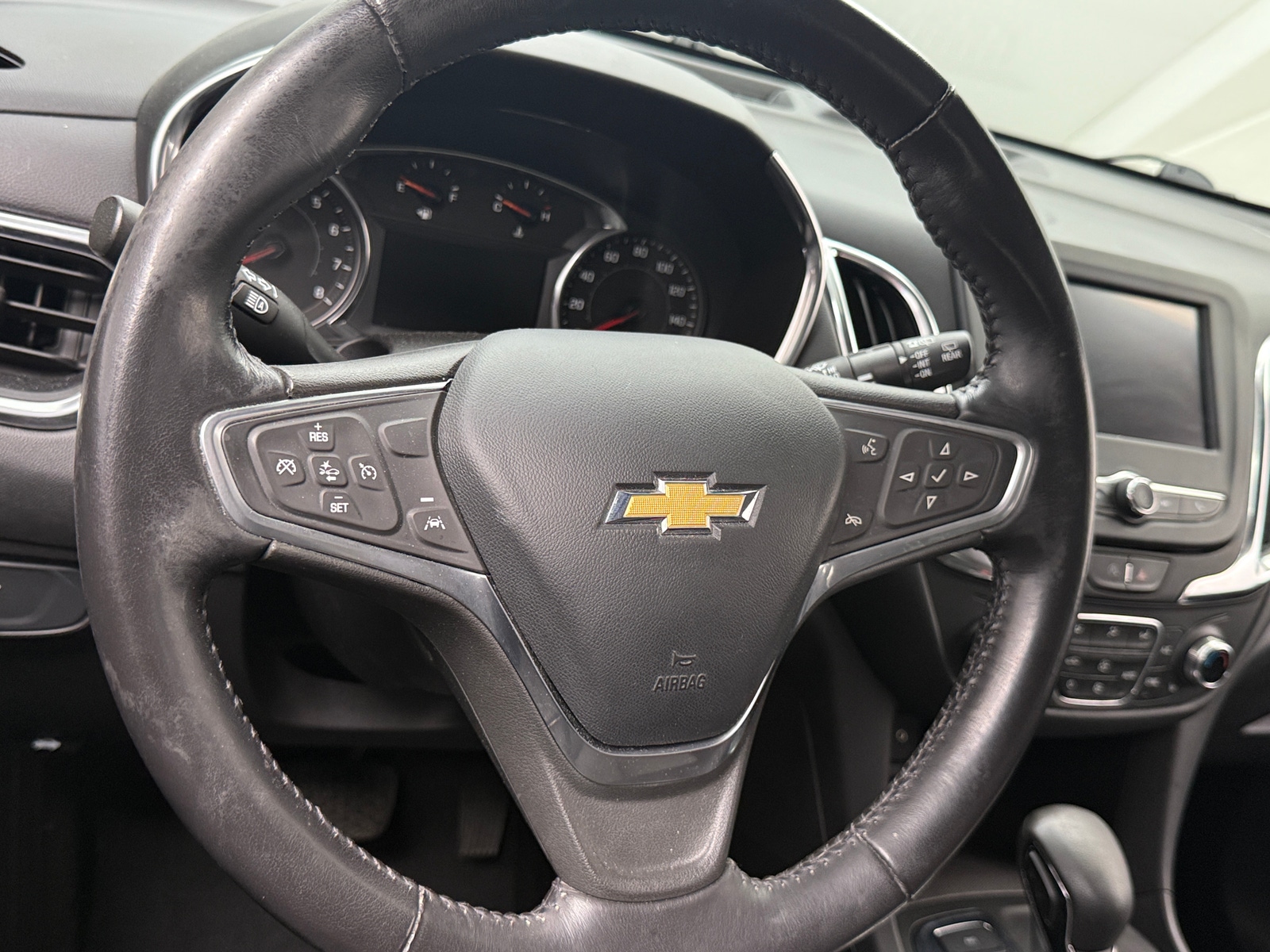 Thumbnail: 2022 Chevrolet Equinox - 5