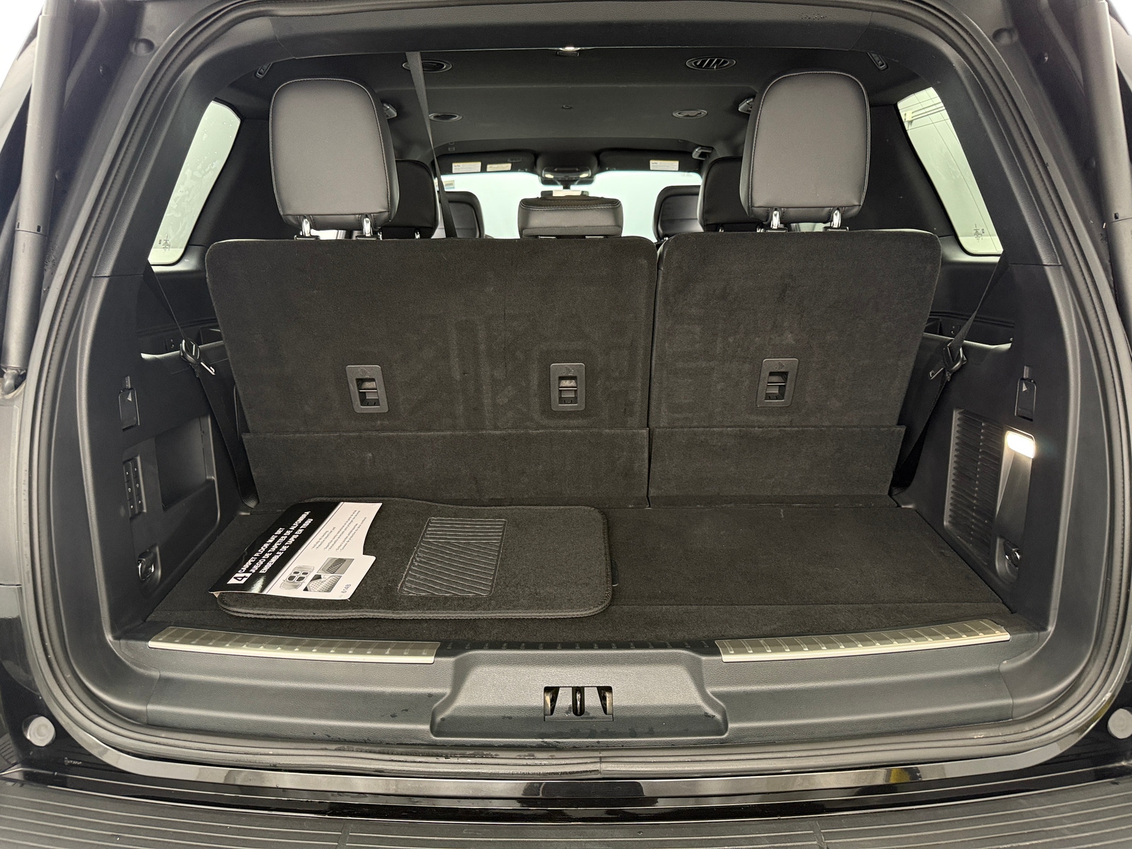 Thumbnail: 2024 Lincoln Navigator - 6