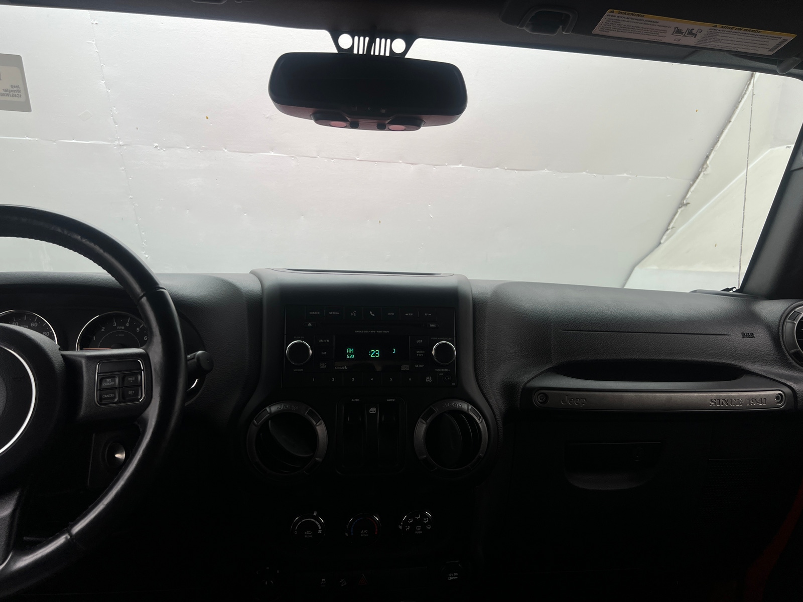 Thumbnail: 2016 Jeep Wrangler - 3