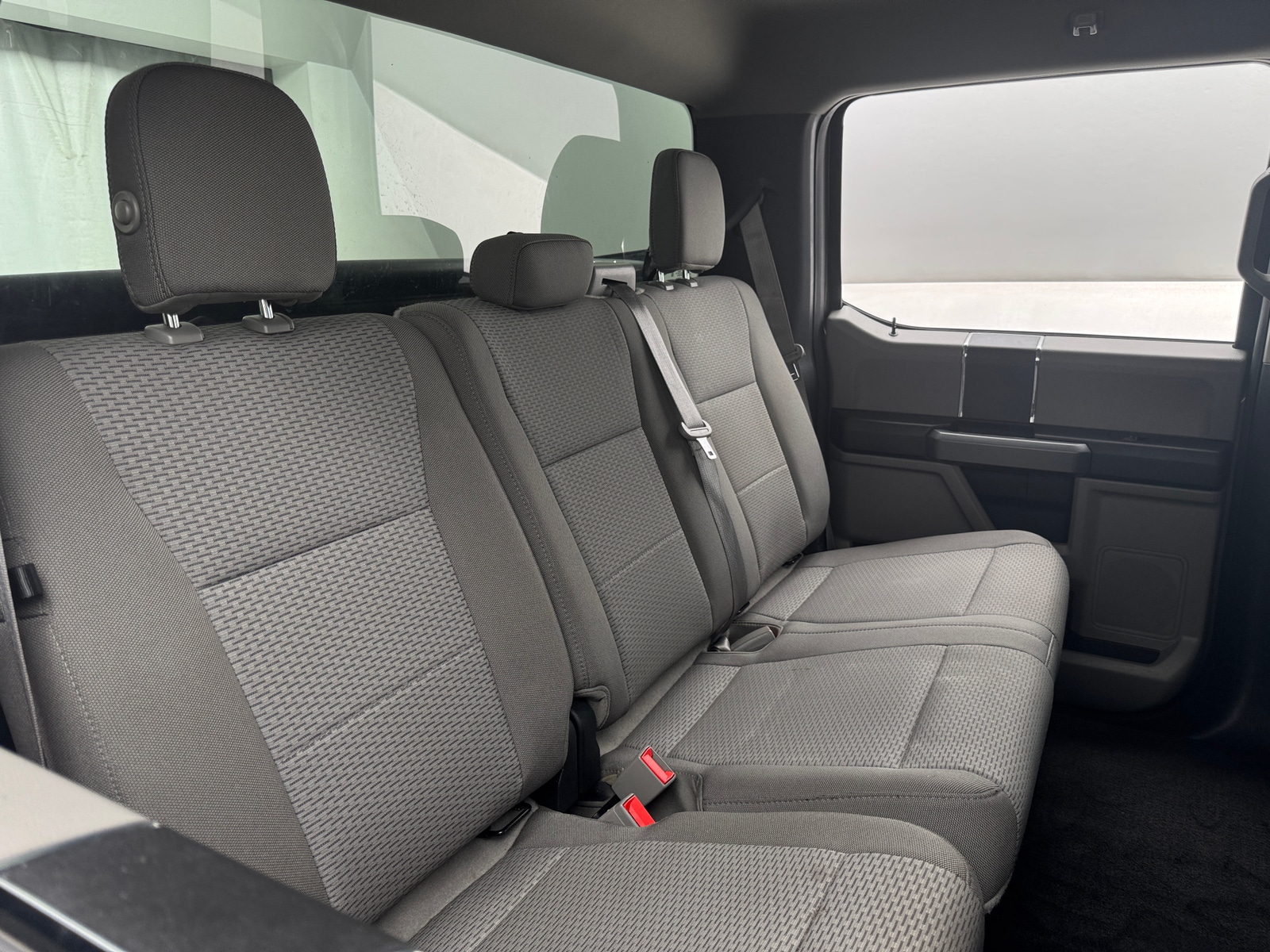 Thumbnail: 2018 Ford Econoline - 6