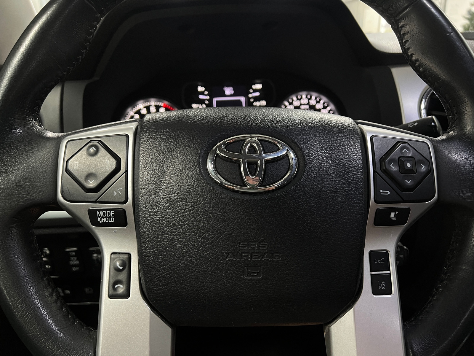 Thumbnail: 2019 Toyota Tundra - 4
