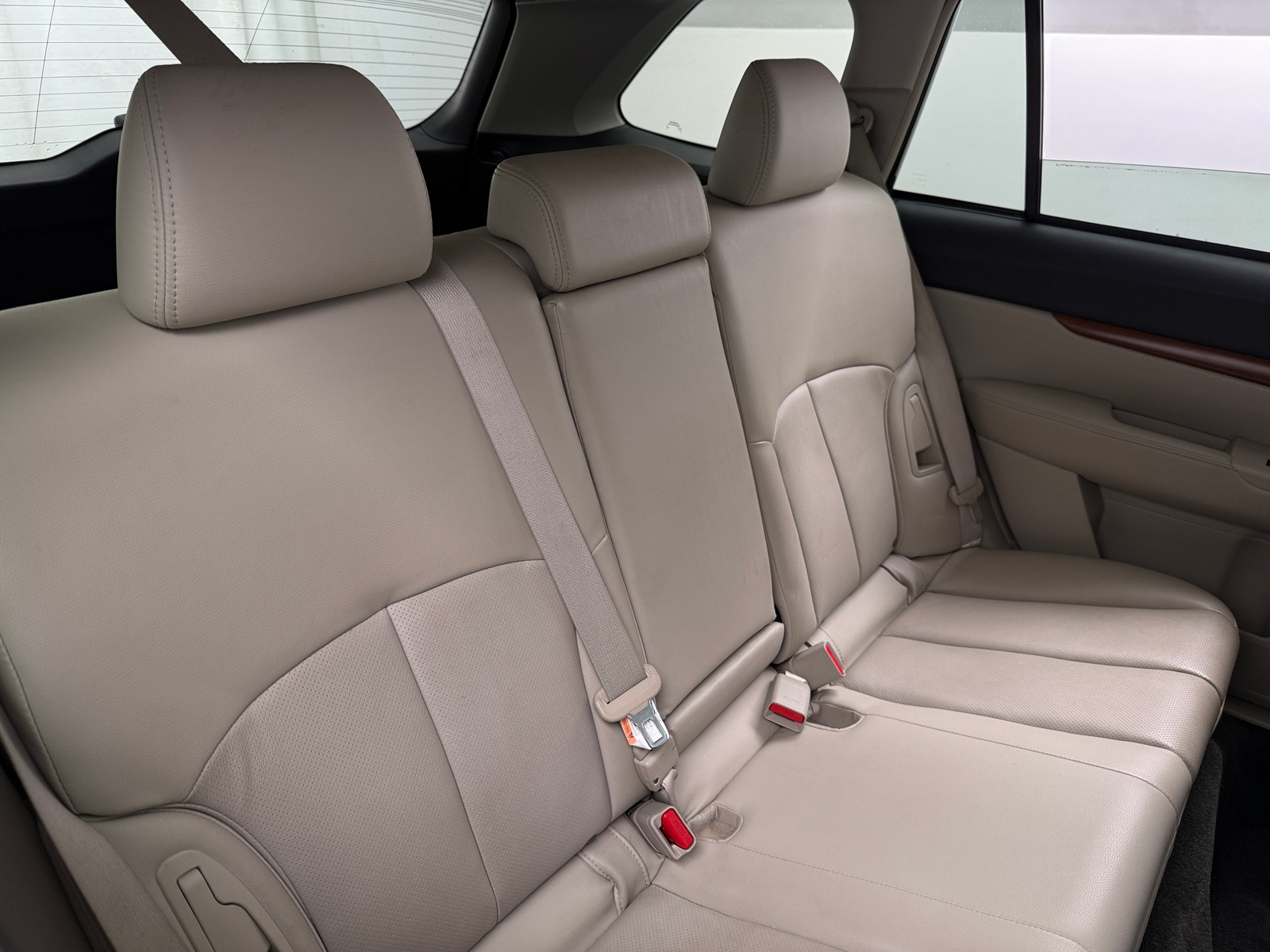 Thumbnail: 2013 Subaru Outback - 5