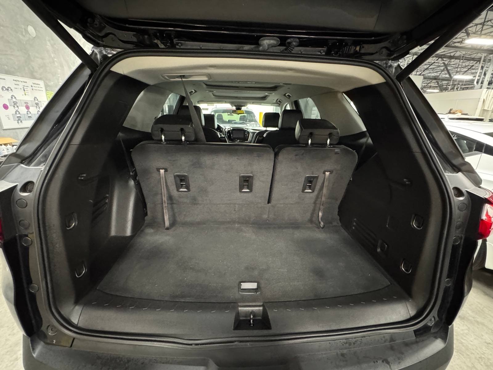Thumbnail: 2019 Chevrolet Traverse - 6