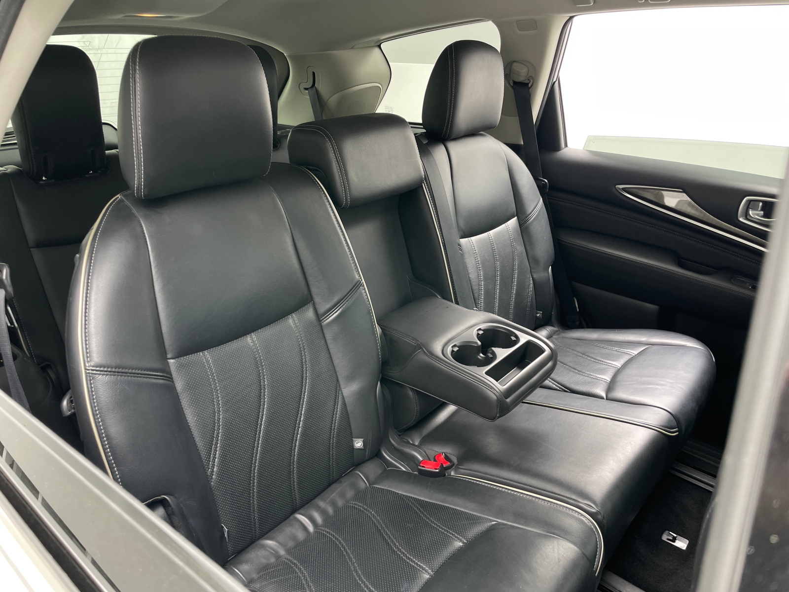 Thumbnail: 2017 INFINITI QX60 - 5