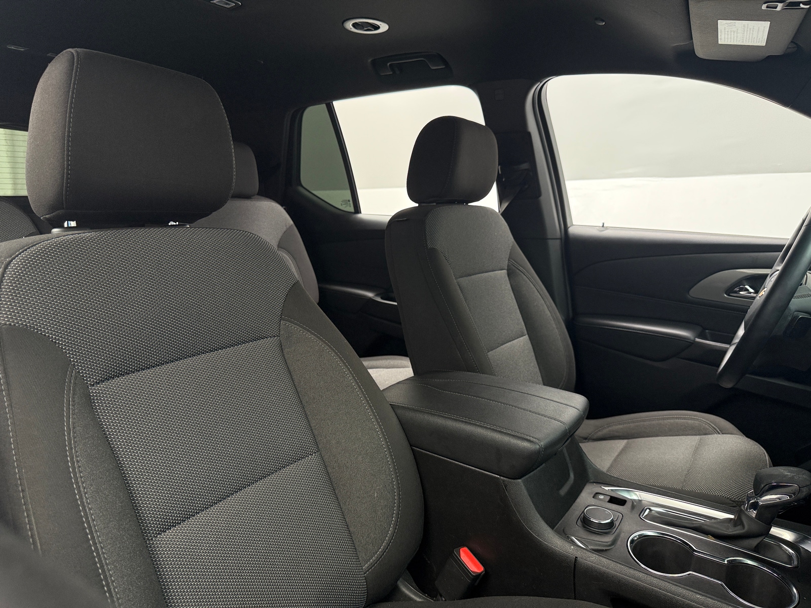 Thumbnail: 2023 Chevrolet Traverse - 2