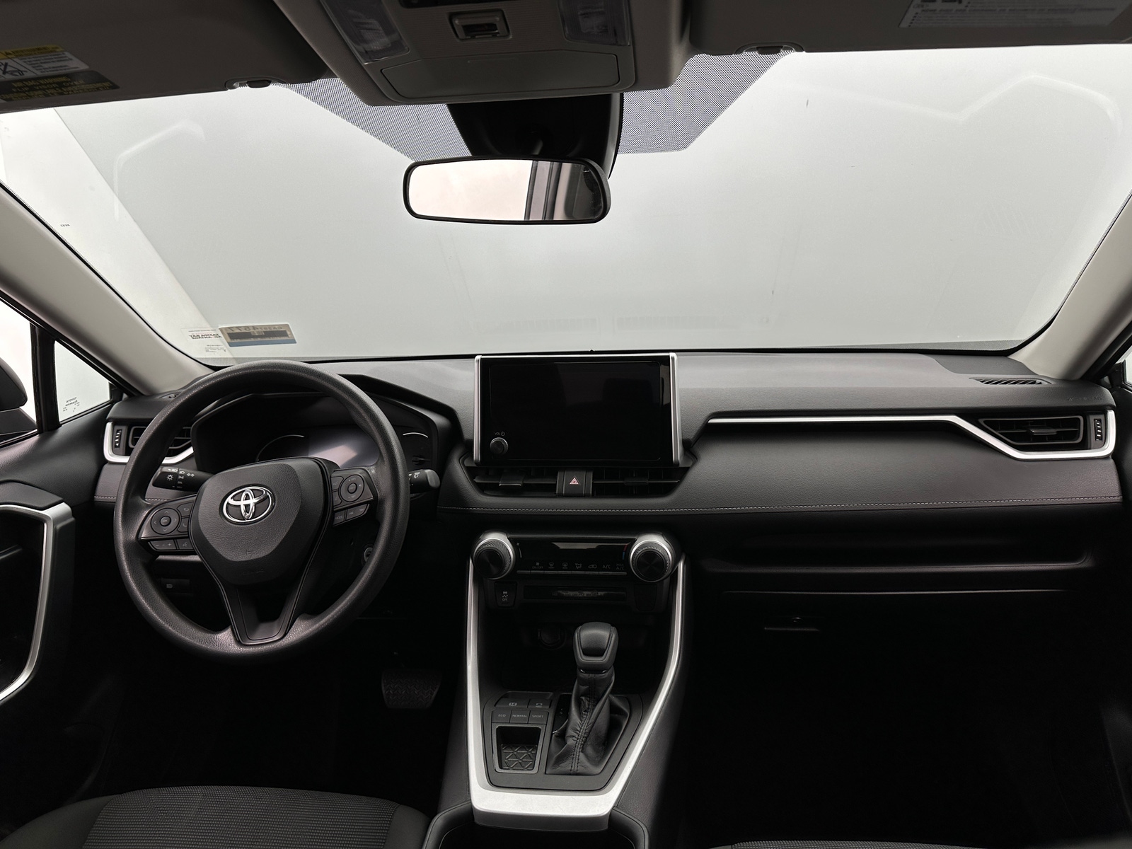 Thumbnail: 2023 Toyota RAV4 - 3