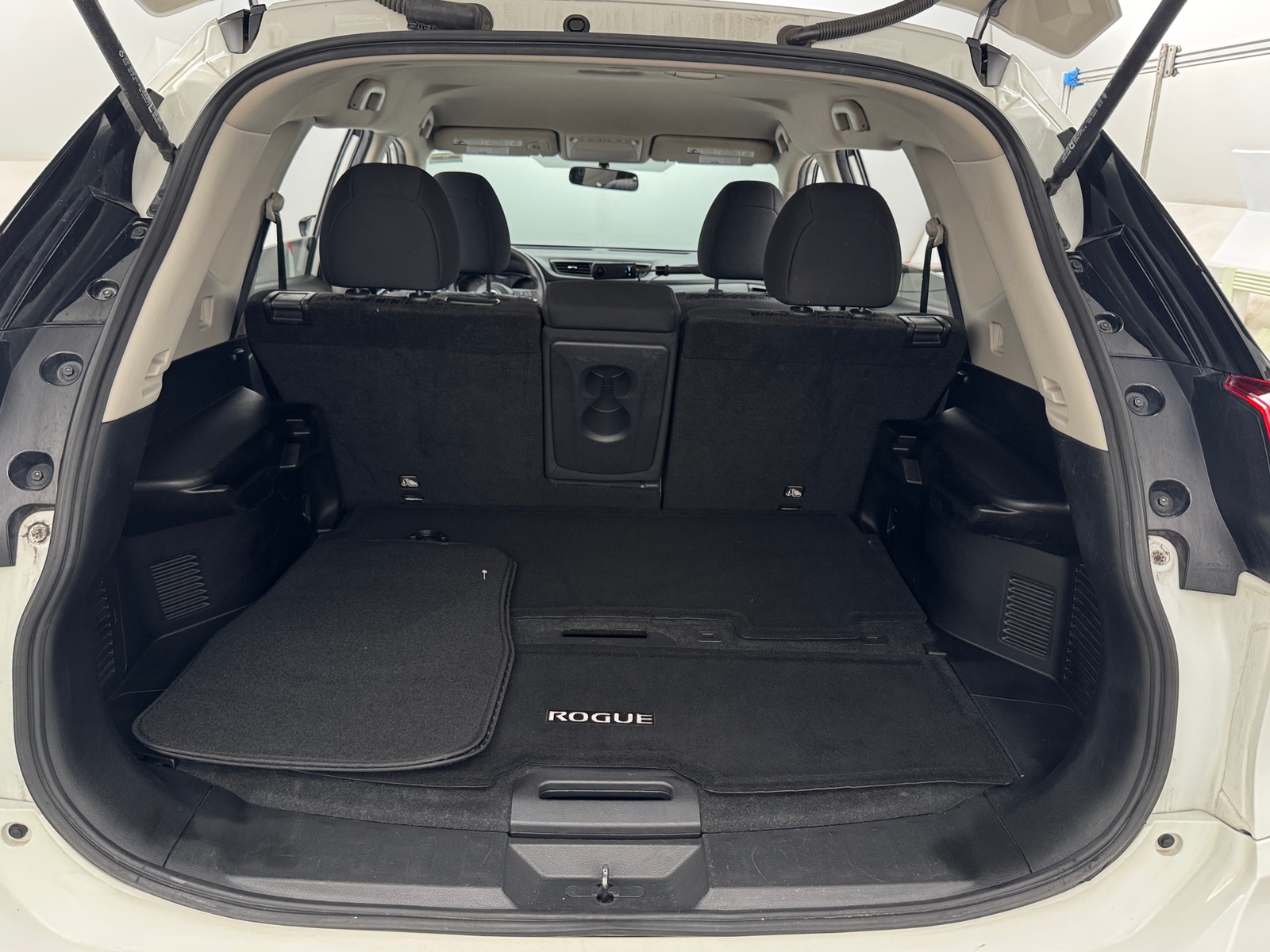Thumbnail: 2017 Nissan Rogue - 7