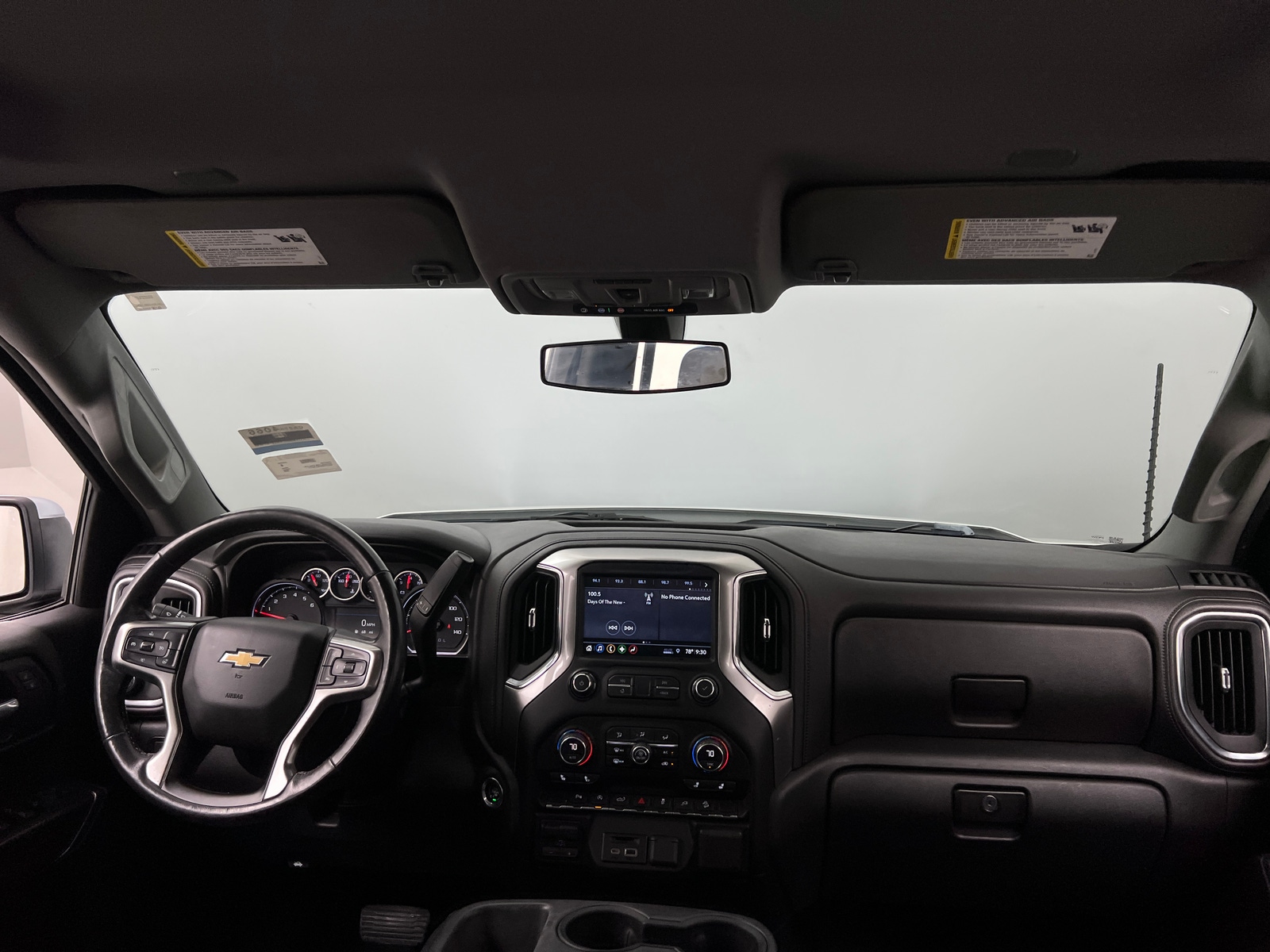 Thumbnail: 2019 Chevrolet Silverado 1500 - 3