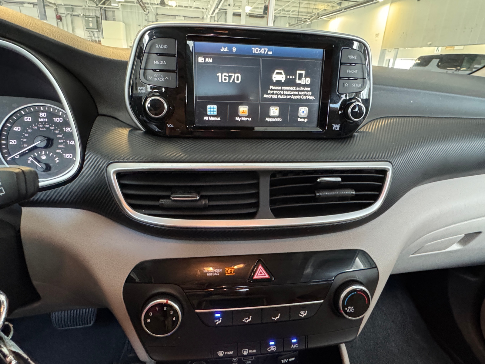 Thumbnail: 2020 Hyundai Tucson - 4