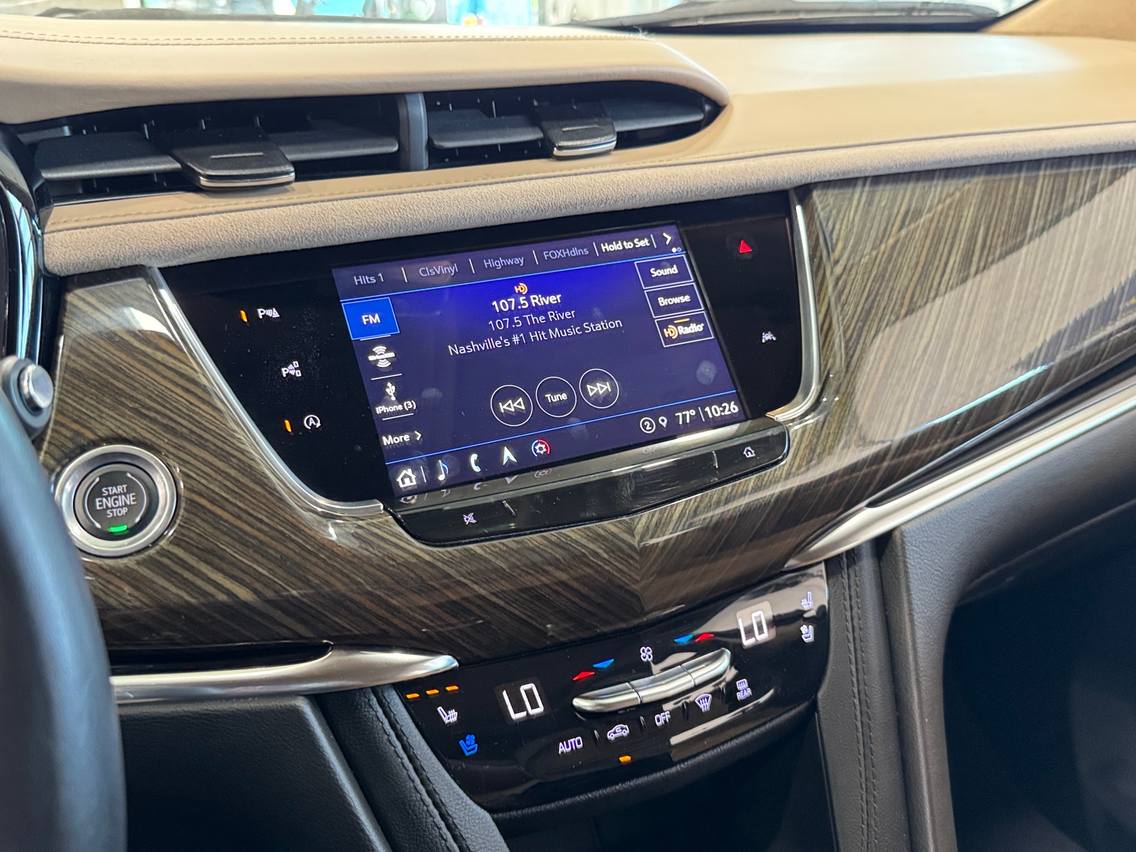 Thumbnail: 2022 Cadillac XT6 - 3