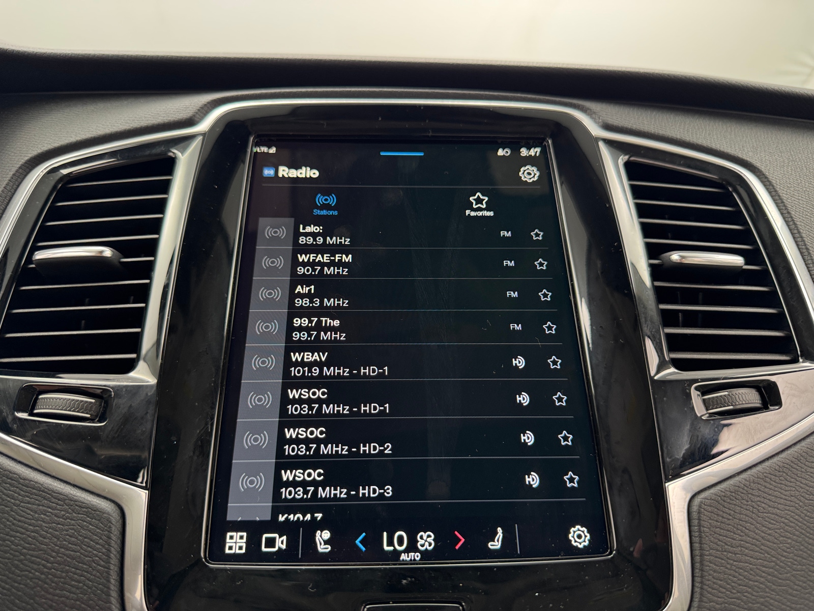 Thumbnail: 2025 Volvo XC90 - 3