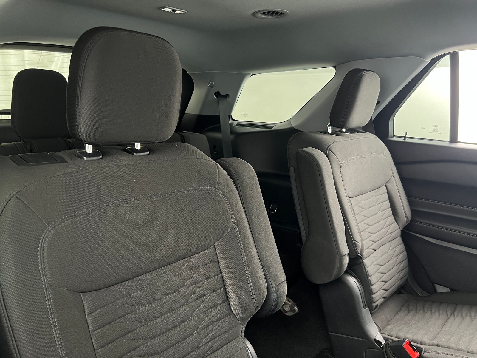 Thumbnail: 2021 Ford Explorer - 6
