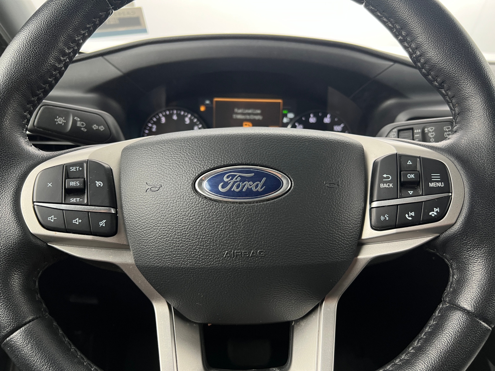 Thumbnail: 2021 Ford Explorer - 5