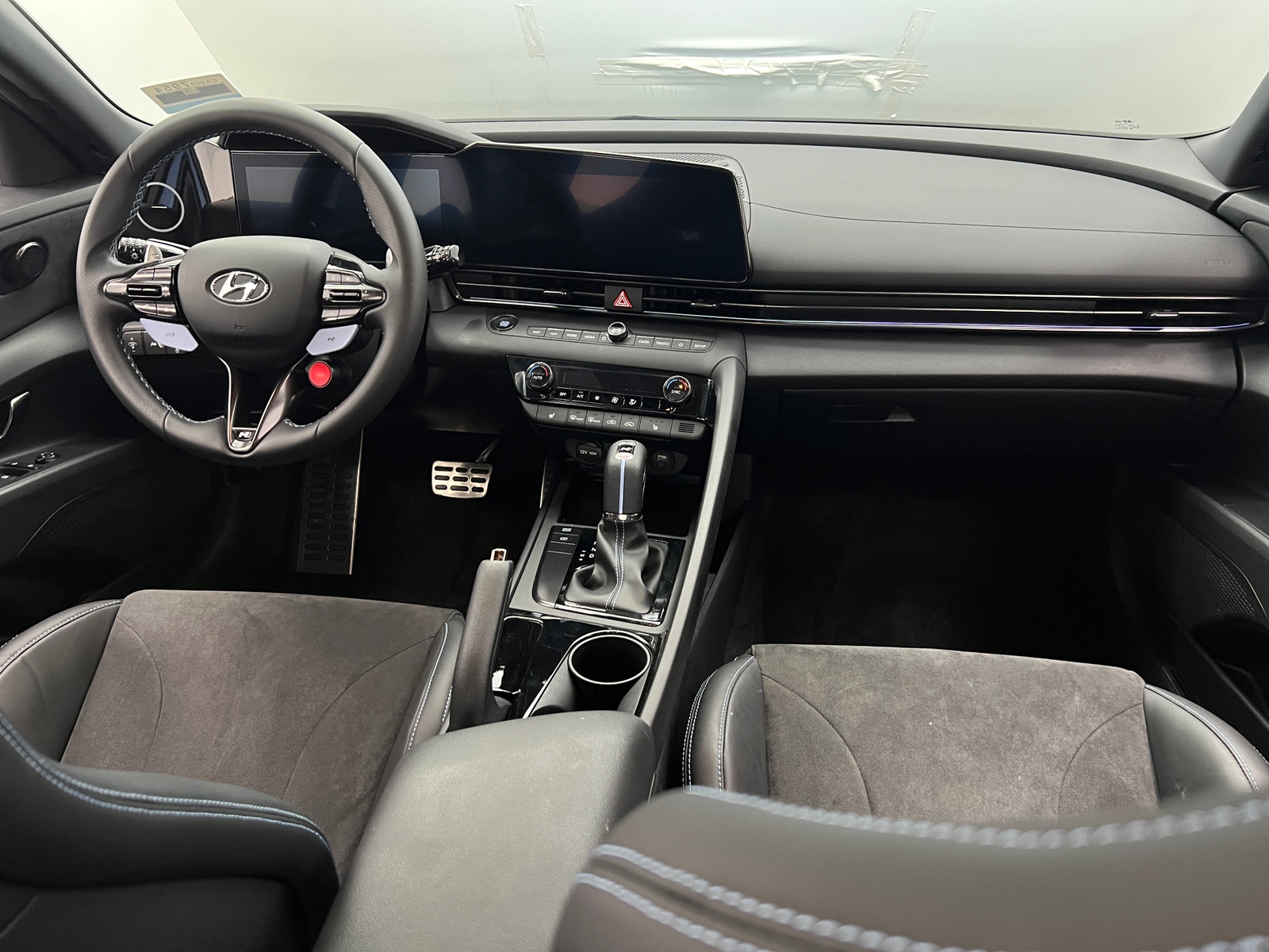 Thumbnail: 2023 Hyundai Elantra - 2